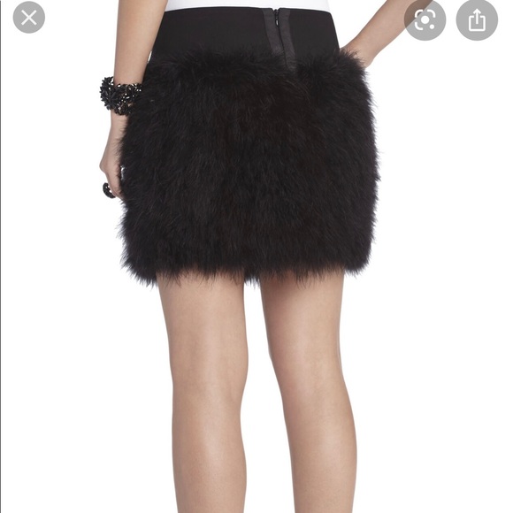 $98🖤Michaela Marabou feather BCBG skirt size L - Picture 3 of 9